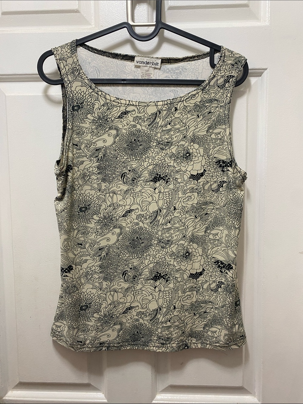Gloria Vanderbilt Cream & Black Floral Sleeveless Tank